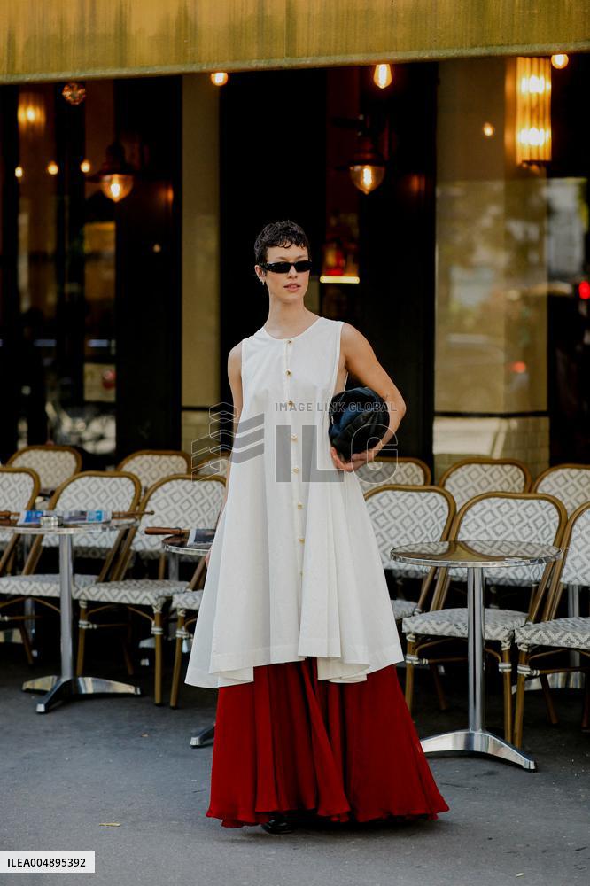 PFW - Mugler Street Style