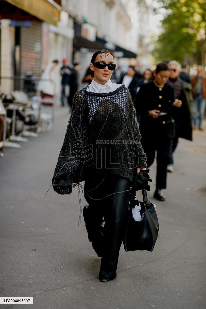 PFW - Mugler Street Style