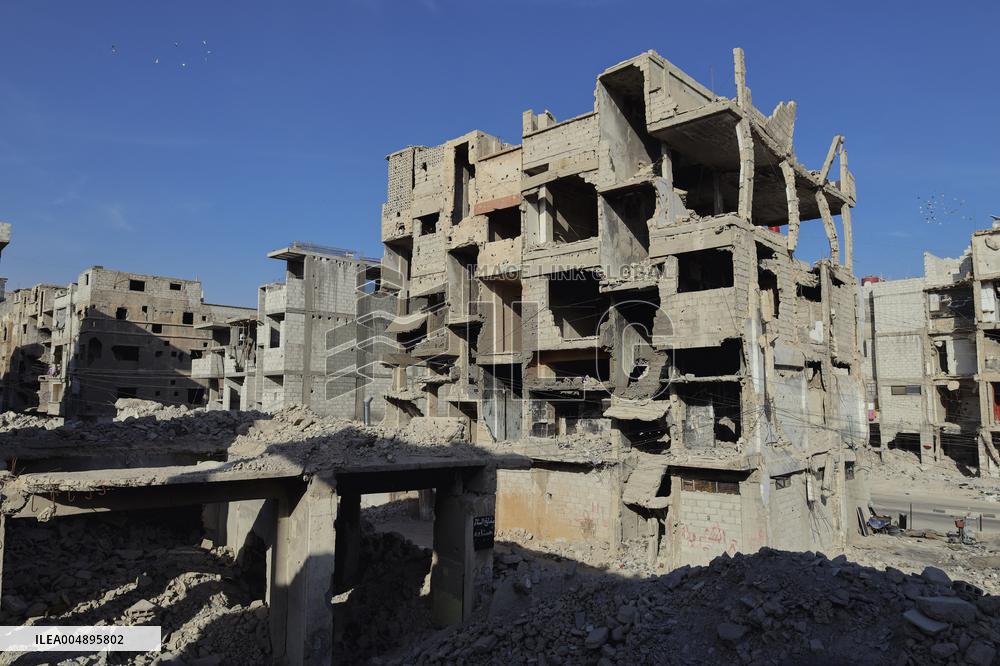 Life Returns to Damascus District - Syria