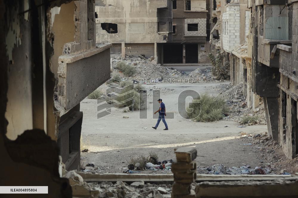 Life Returns to Damascus District - Syria