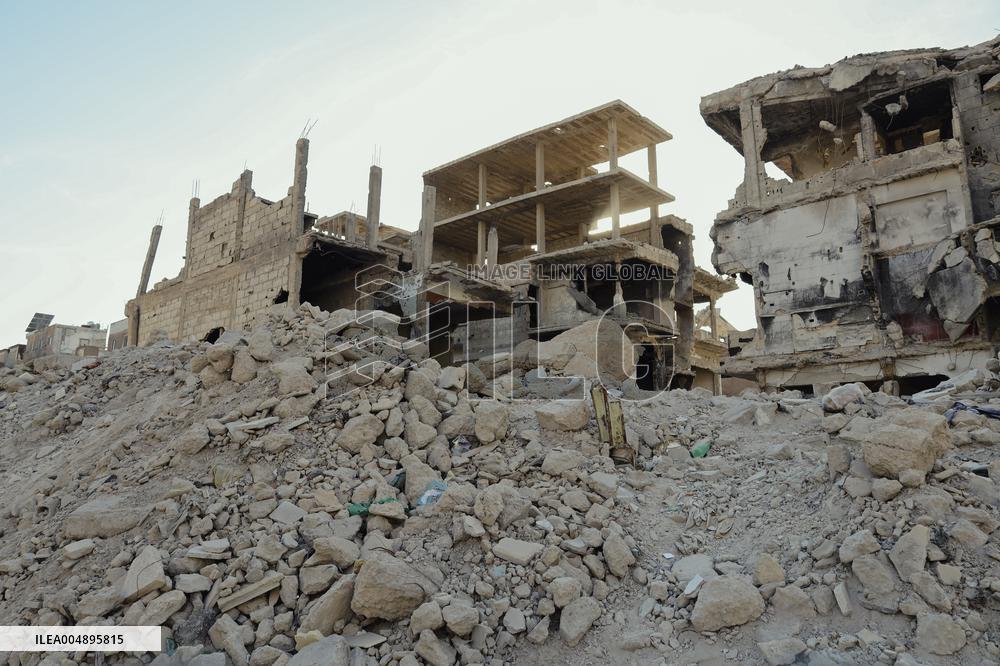 Life Returns to Damascus District - Syria