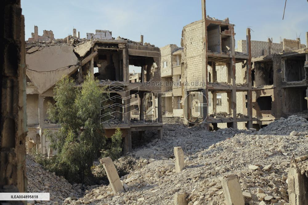 Life Returns to Damascus District - Syria