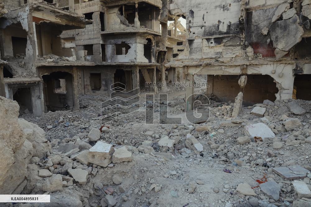 Life Returns to Damascus District - Syria