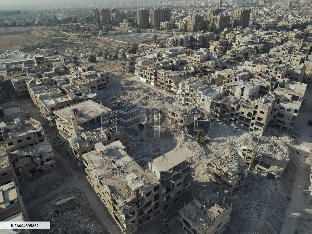 Life Returns to Damascus District - Syria