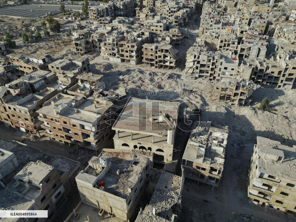 Life Returns to Damascus District - Syria