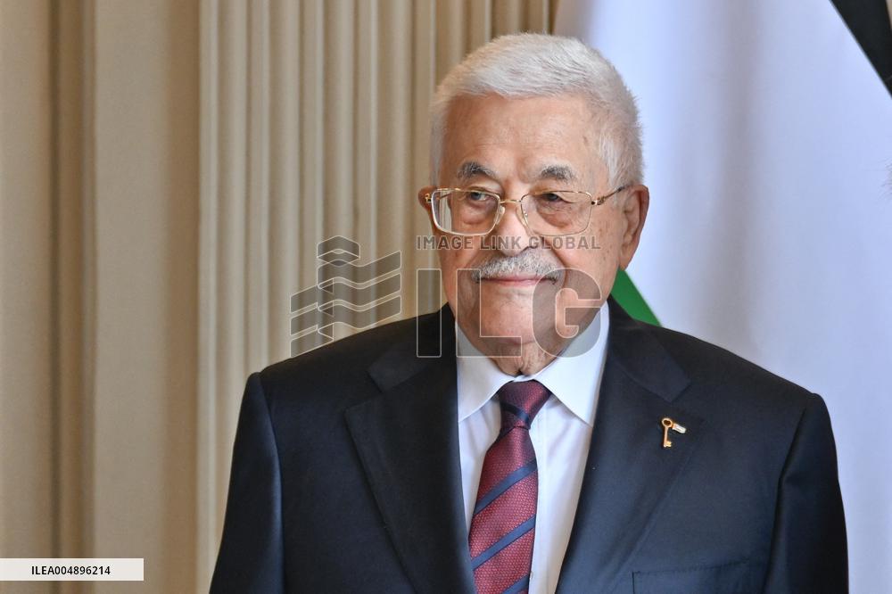Yael Braun-Pivet Welcomes Mahmoud Abbas At The National Assembly - Paris