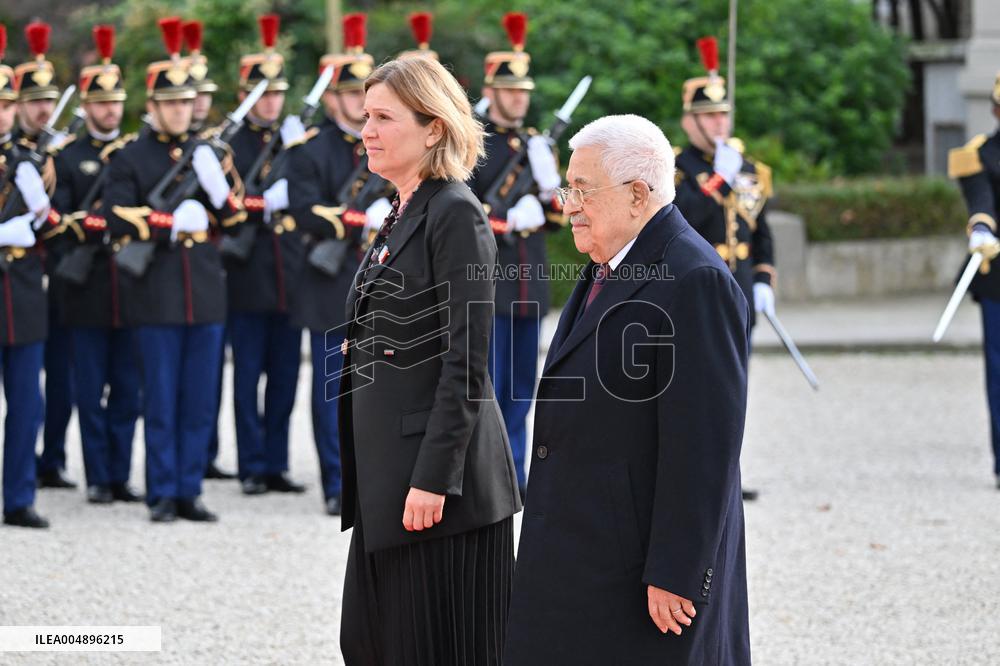 Yael Braun-Pivet Welcomes Mahmoud Abbas At The National Assembly - Paris