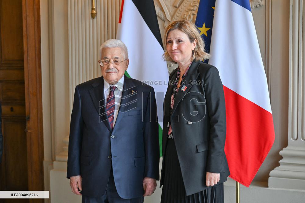 Yael Braun-Pivet Welcomes Mahmoud Abbas At The National Assembly - Paris