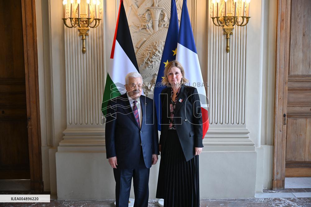 Yael Braun-Pivet Welcomes Mahmoud Abbas At The National Assembly - Paris