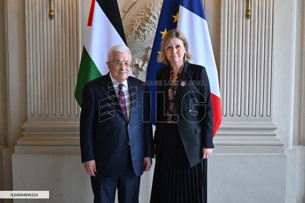 Yael Braun-Pivet Welcomes Mahmoud Abbas At The National Assembly - Paris