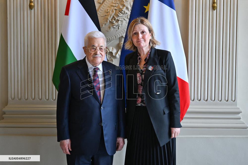 Yael Braun-Pivet Welcomes Mahmoud Abbas At The National Assembly - Paris