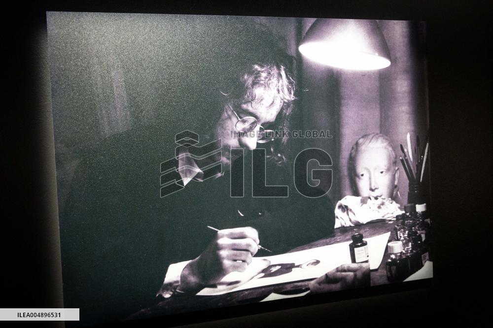 Exhibition of Philippe Geluck - Paris AJ