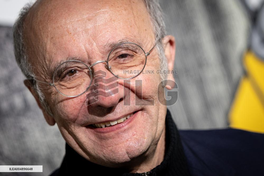 Exhibition of Philippe Geluck - Paris AJ