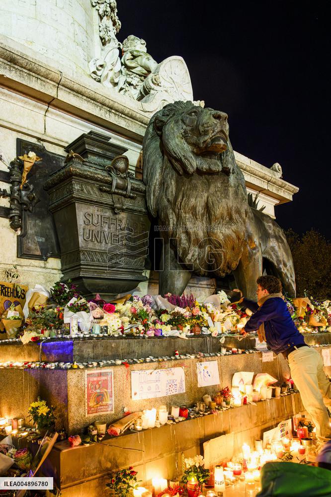 Tribute to November 13 at Republique Square - Paris