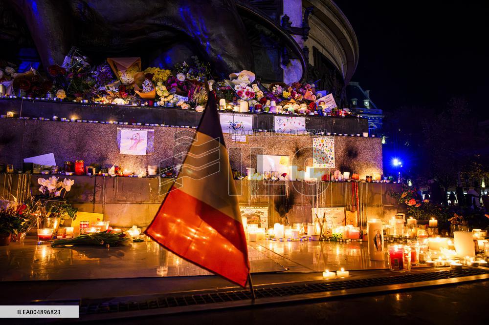 Tribute to November 13 at Republique Square - Paris