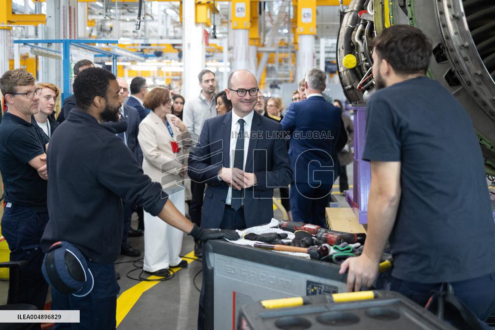 Sebastien Martin visits Air France Industries site - Orly