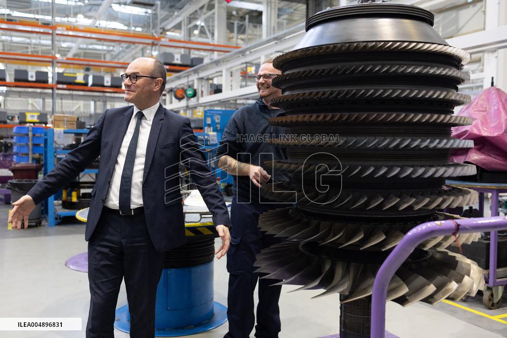 Sebastien Martin visits Air France Industries site - Orly