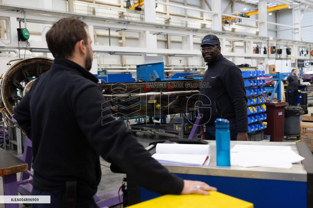 Aircraft Engines Maintenance at Air France Industries site - Orly