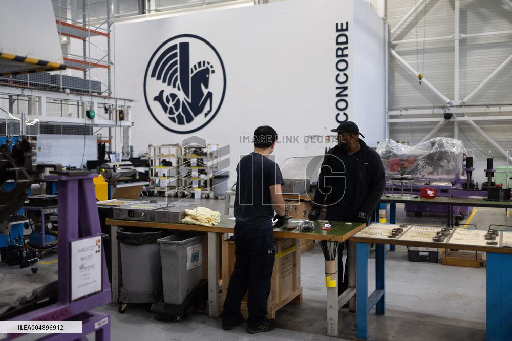 Aircraft Engines Maintenance at Air France Industries site - Orly