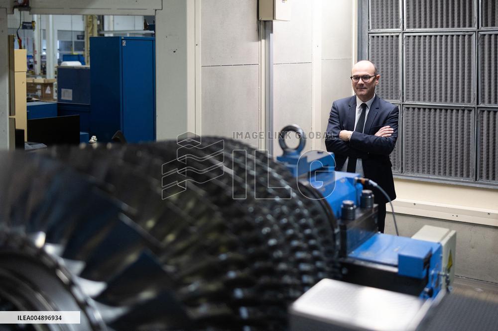 Sebastien Martin visits Air France Industries site - Orly