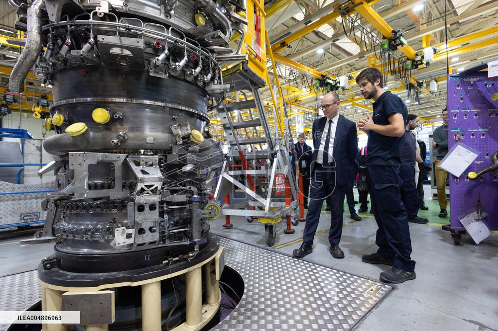 Sebastien Martin visits Air France Industries site - Orly