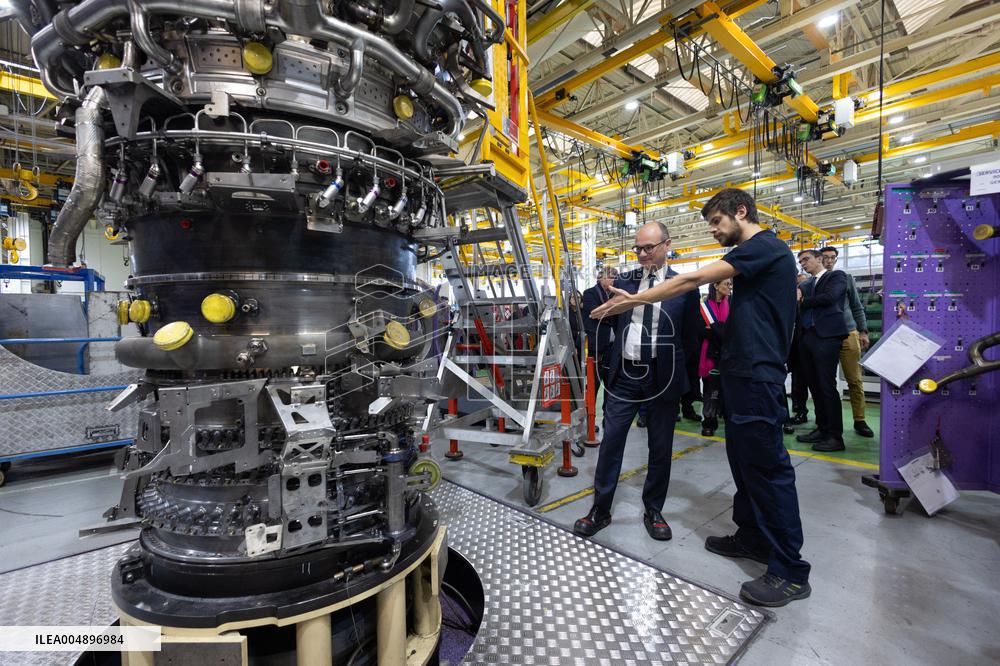 Sebastien Martin visits Air France Industries site - Orly