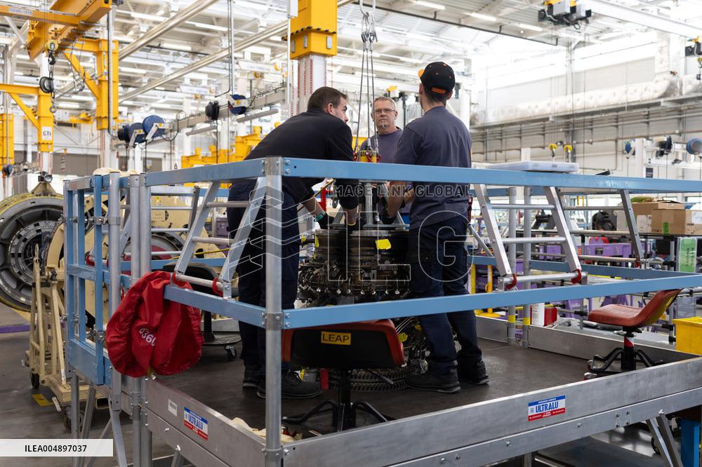 Aircraft Engines Maintenance at Air France Industries site - Orly