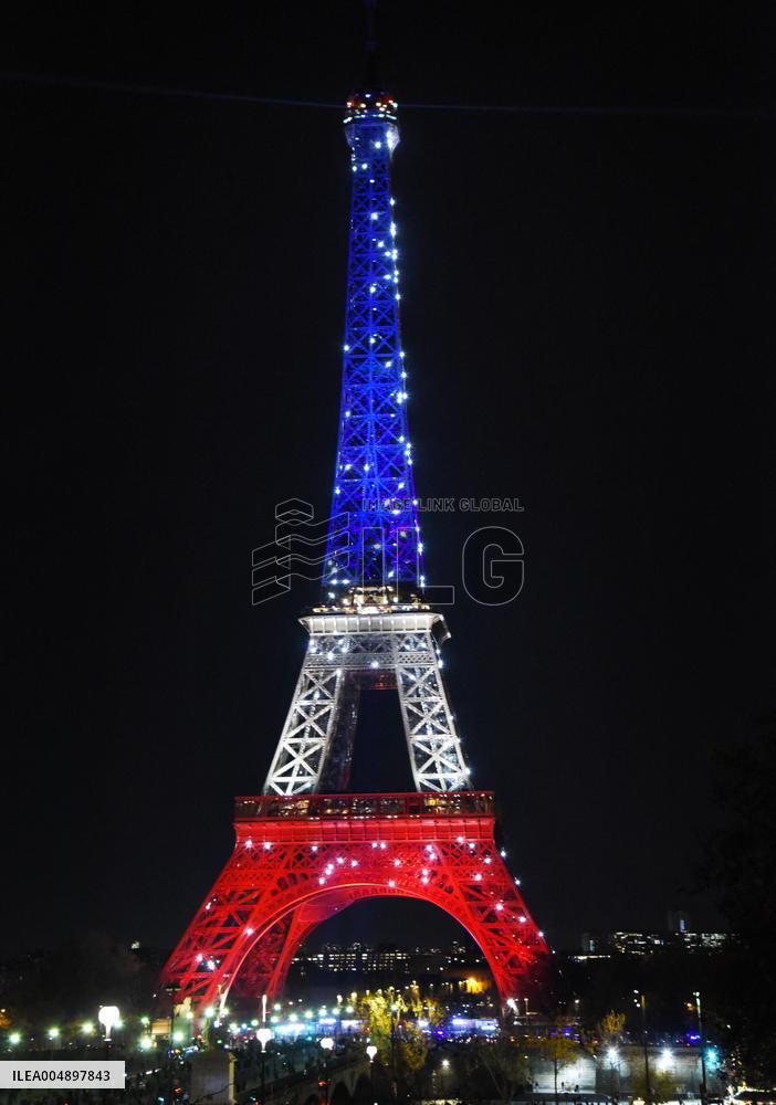 Eiffel Tower Tribute – Paris