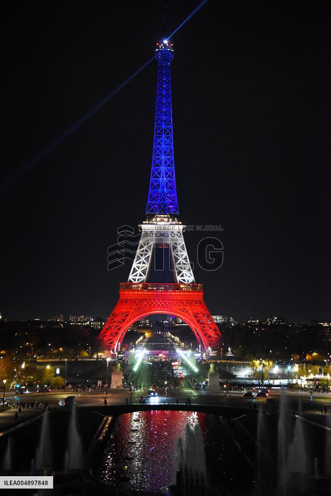 Eiffel Tower Tribute – Paris