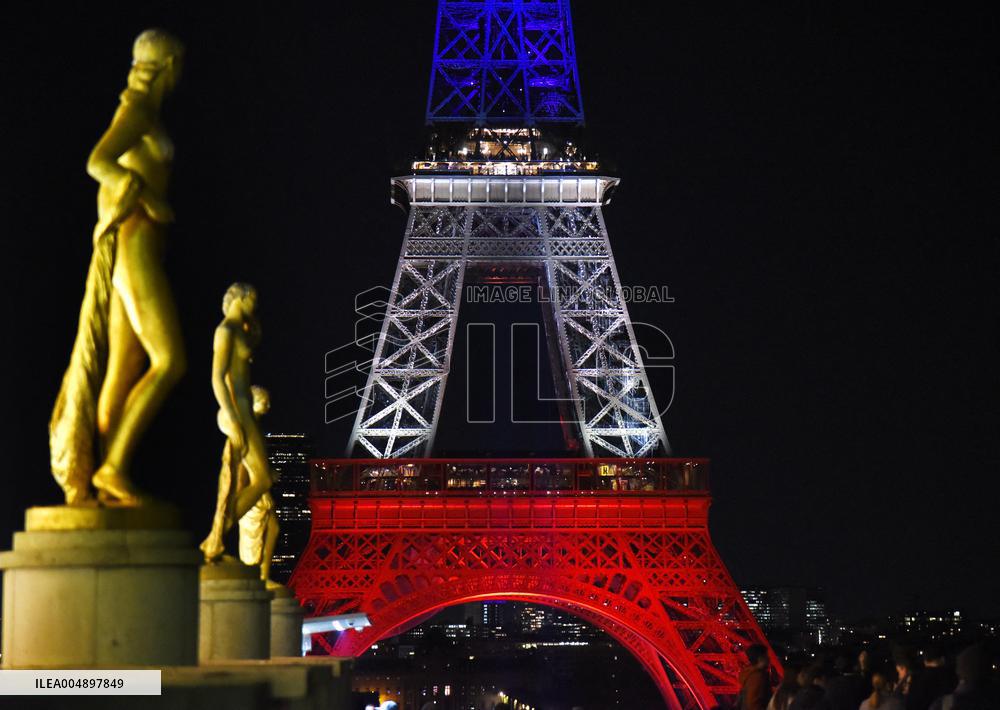 Eiffel Tower Tribute – Paris