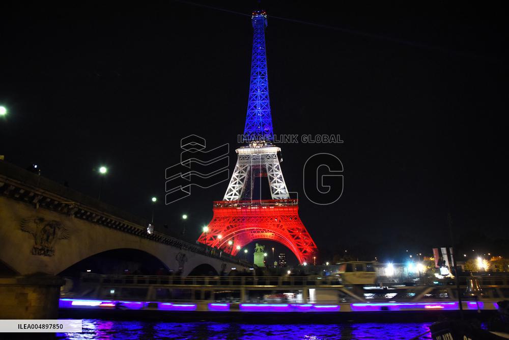 Eiffel Tower Tribute – Paris