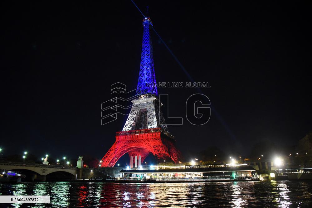 Eiffel Tower Tribute – Paris