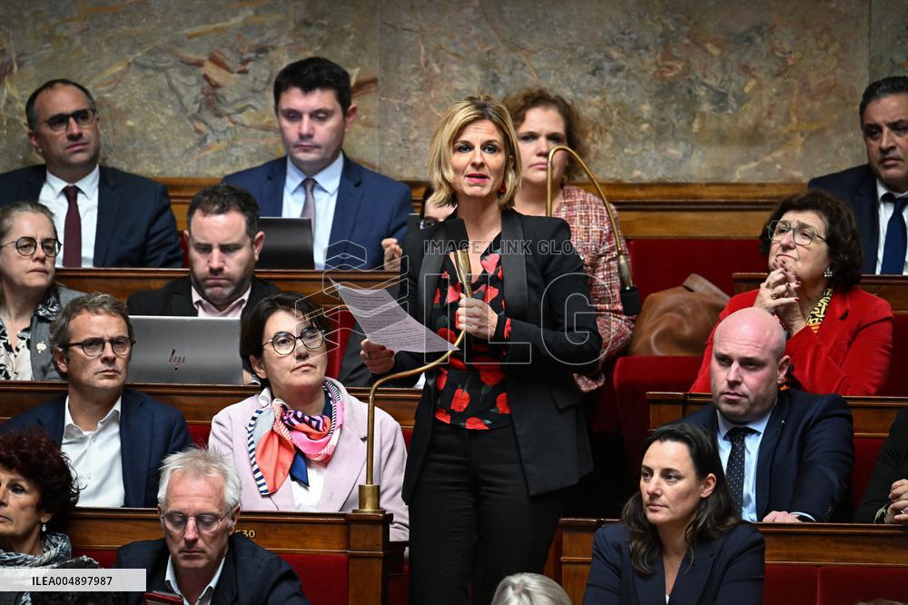 Suspension Of Pension Reform At The National Assembly - Paris