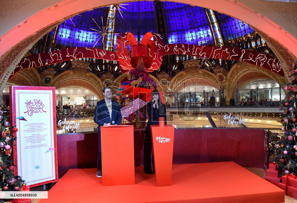 Clara Luciani During Christmas Opening At Galeries Lafayette - Paris