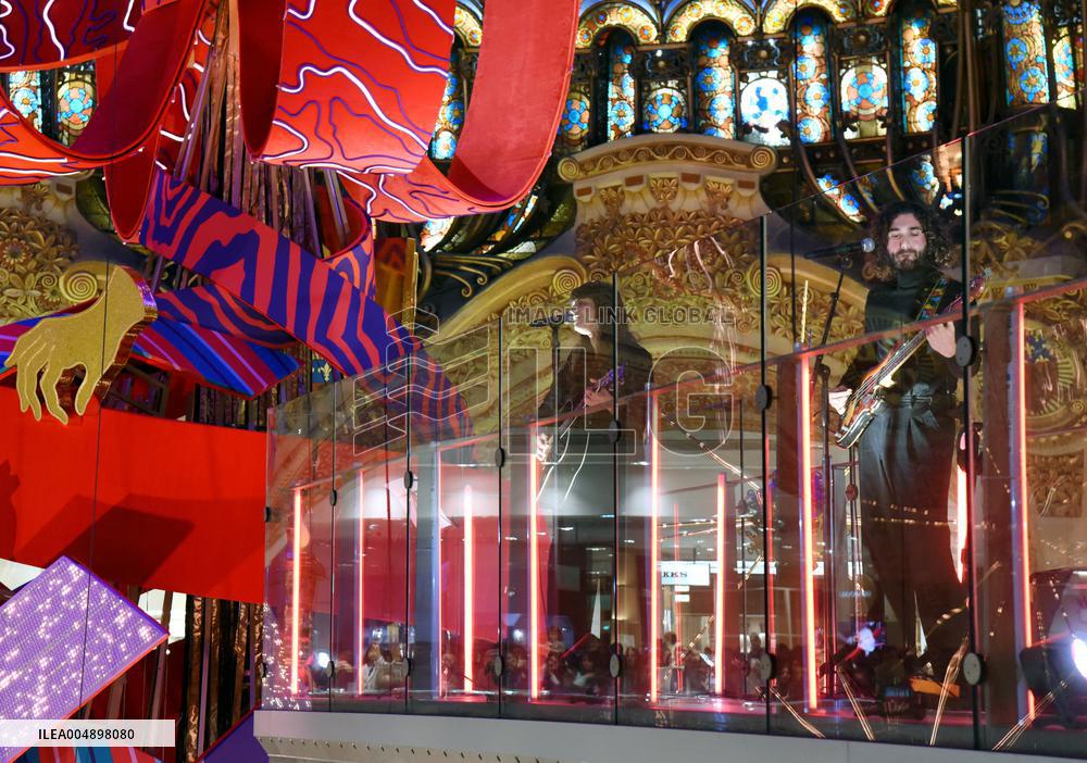 Clara Luciani During Christmas Opening At Galeries Lafayette - Paris