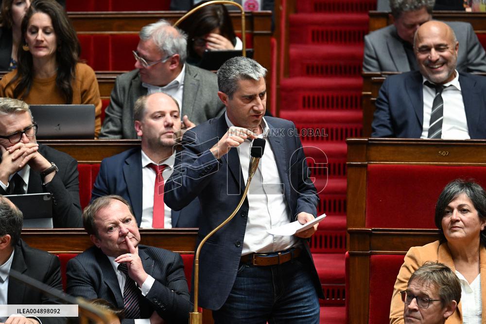 Suspension Of Pension Reform At The National Assembly - Paris