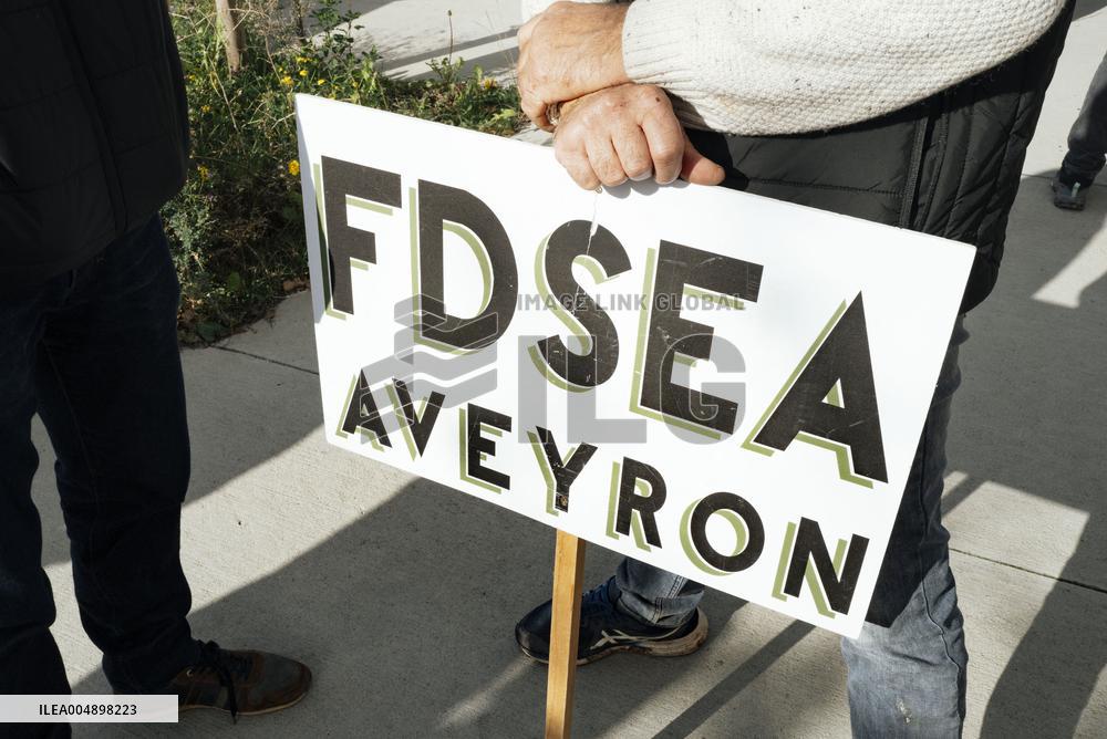 Farmers Mobilize Against Macron In Toulouse - France