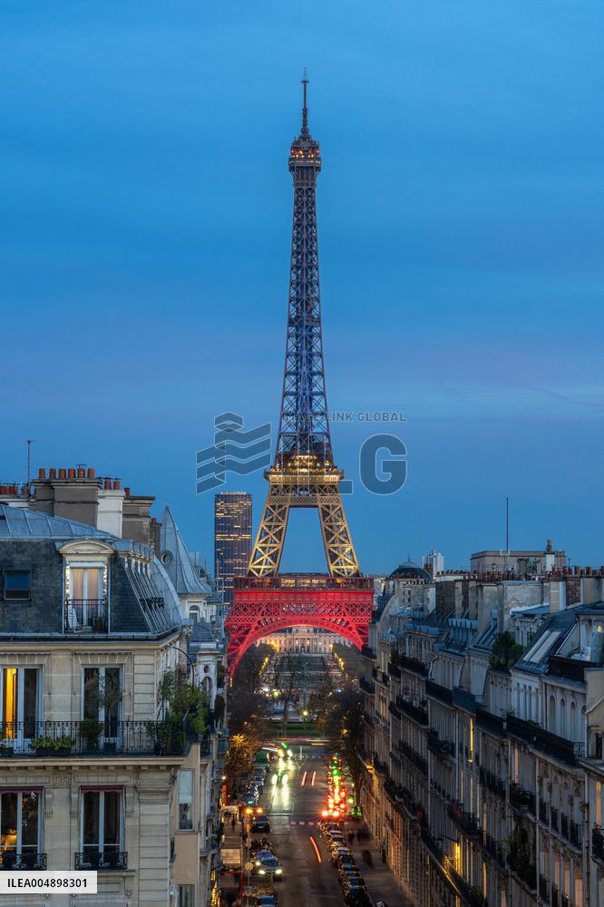 Eiffel Tower Tribute - Paris