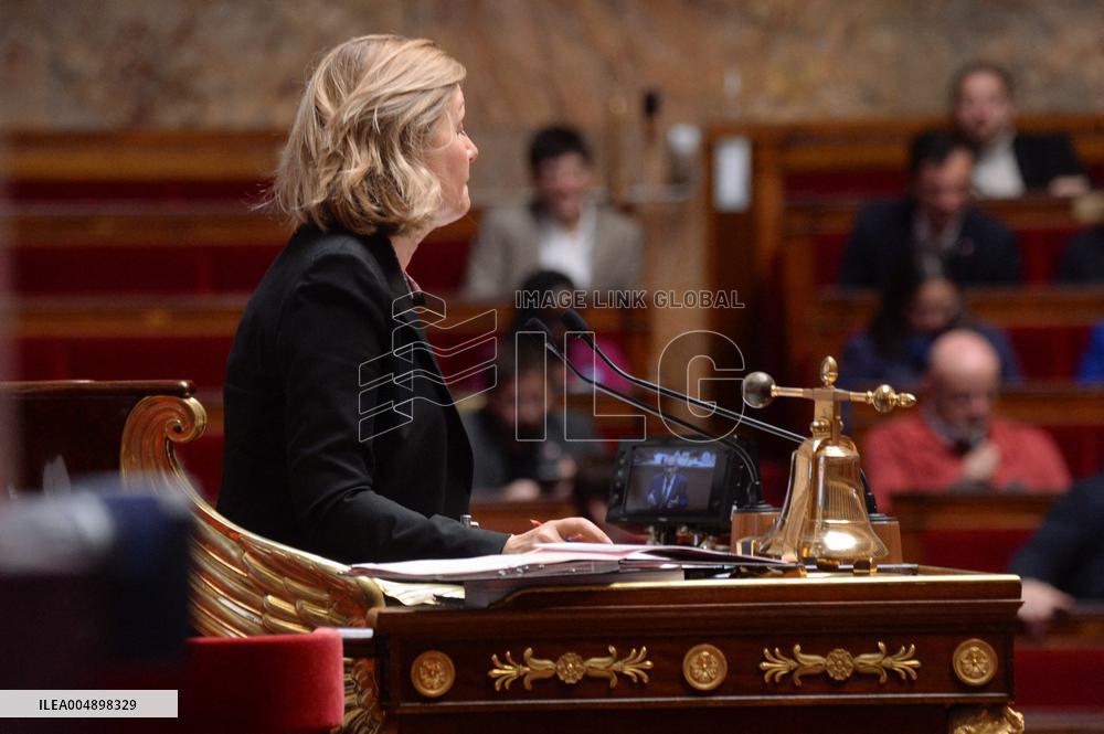 Questions to the Government - Paris