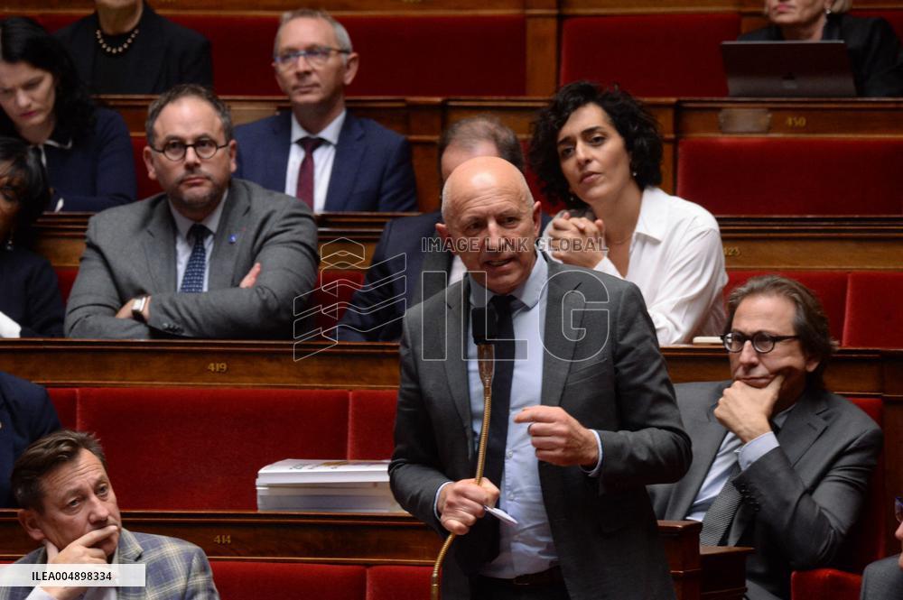 Questions to the Government - Paris