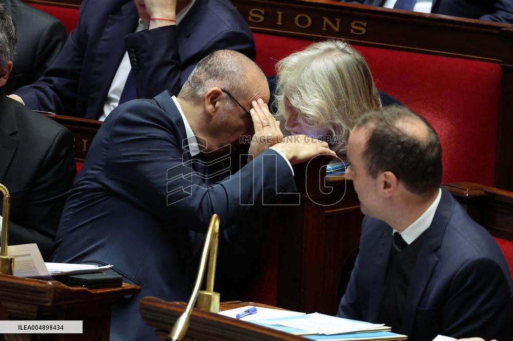 Questions to the Government - Paris