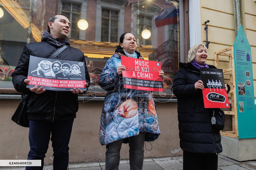 Picket âMusic Is Not a Crimeâ