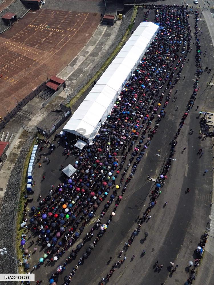 Vaccination Program Against Covid-19 and Influenza - Mexico