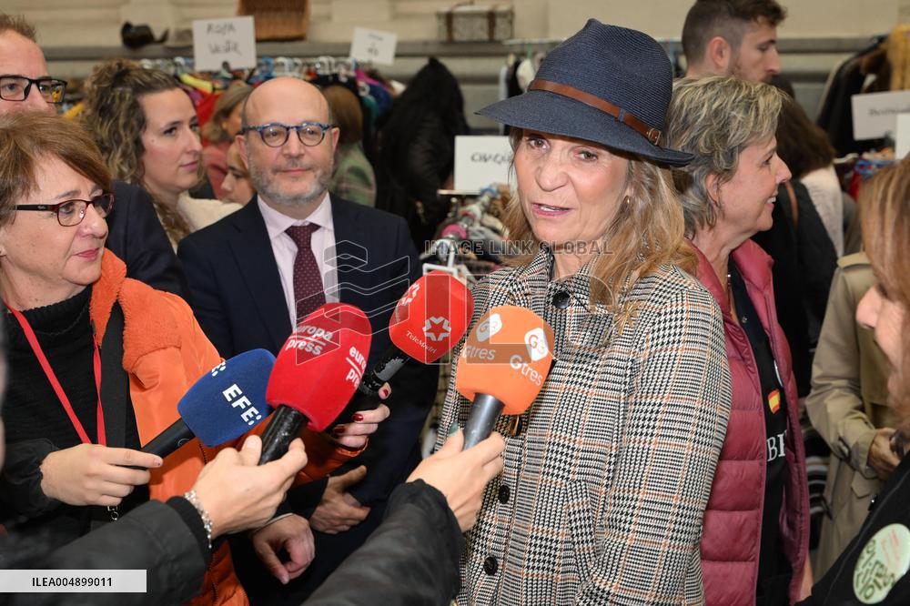 Infanta Elena Visits Nuevo Futuro 2025 Flea Market - Madrid