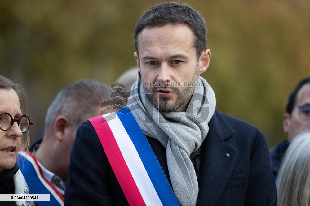 Marine Tondelier attends 13 november memorial at the Place de la Republique - Paris
