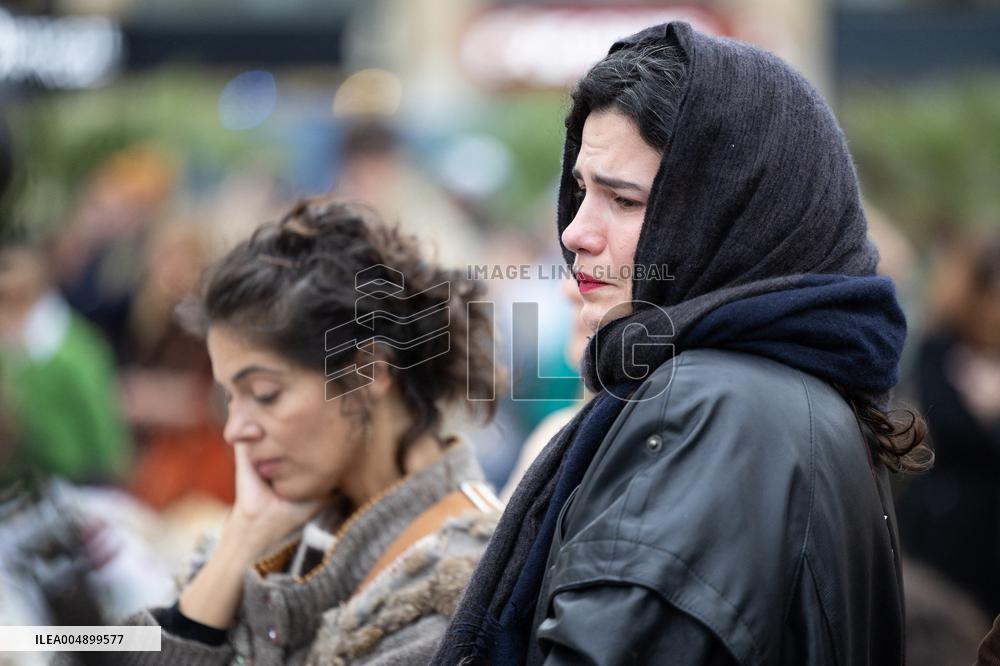 13 november memorial at the Place de la Republique - Paris