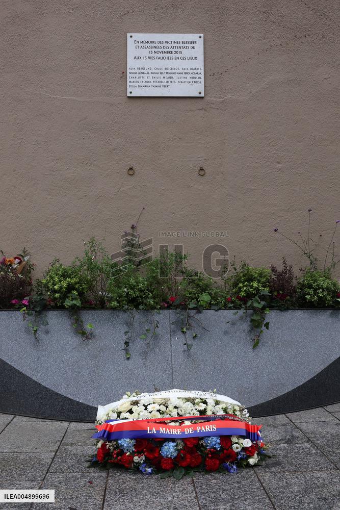 Tribute to Victims of November 13 at Carillon and Le Petit Cambodge - Paris