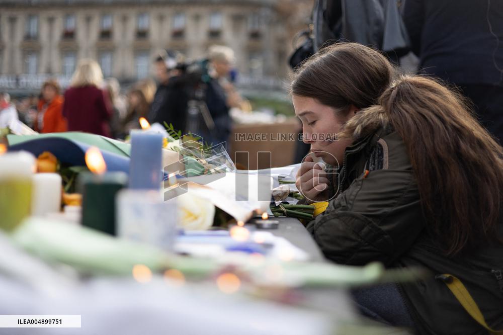 13 november memorial at the Place de la Republique - Paris