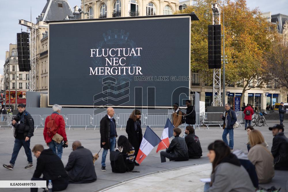 13 november memorial at the Place de la Republique - Paris