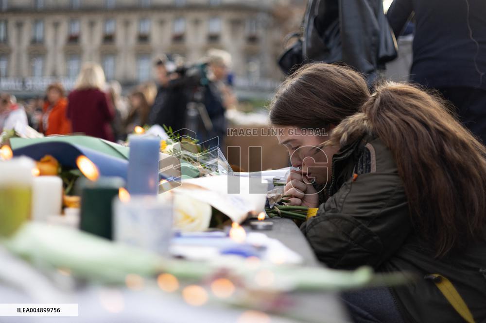 13 november memorial at the Place de la Republique - Paris